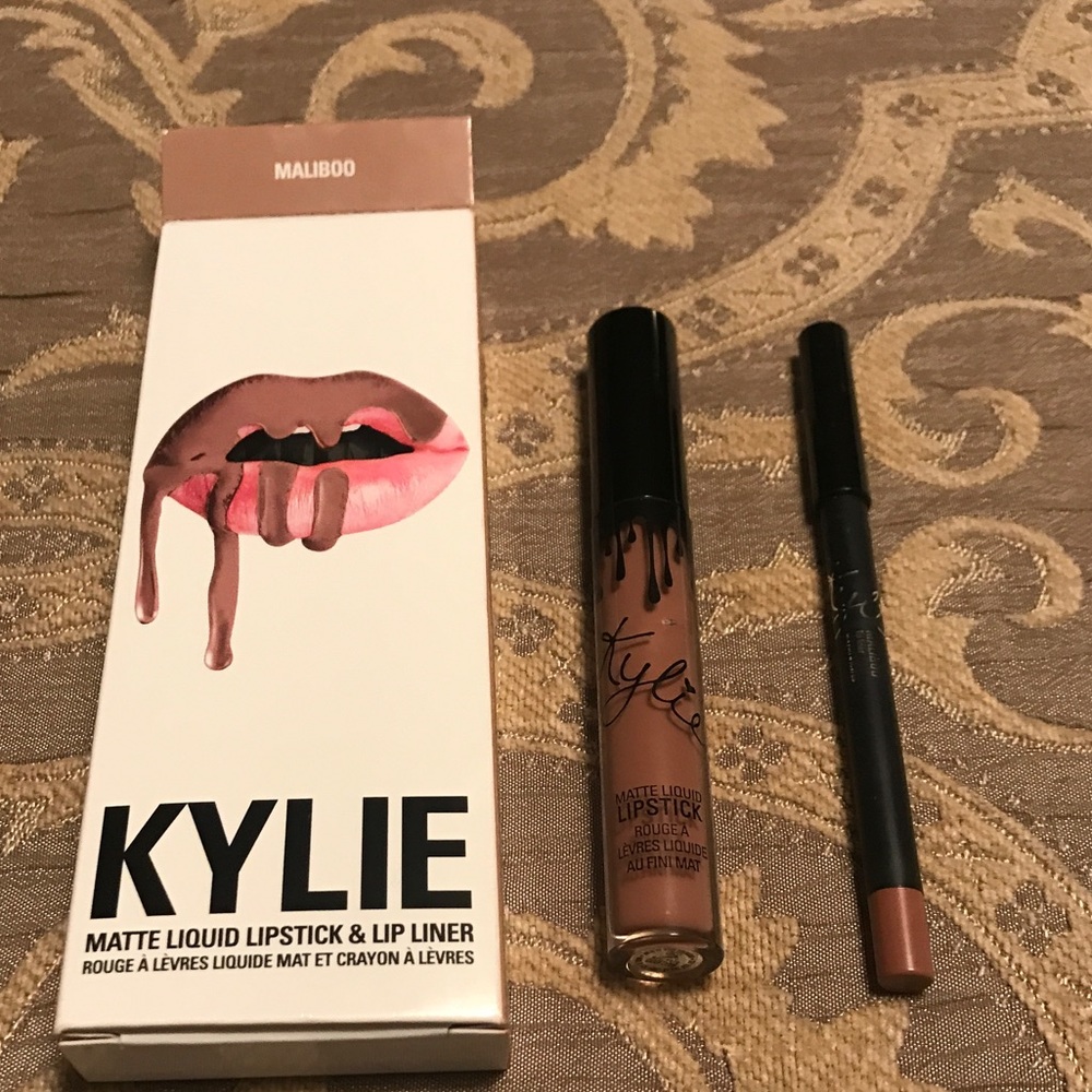 💯Authentic Kylie lip kit - Maliboo